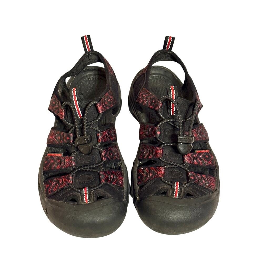 Keen Newport H2 Waterproof Hiking Sandals Black Red Closed Toe Womens Size 7 EUC